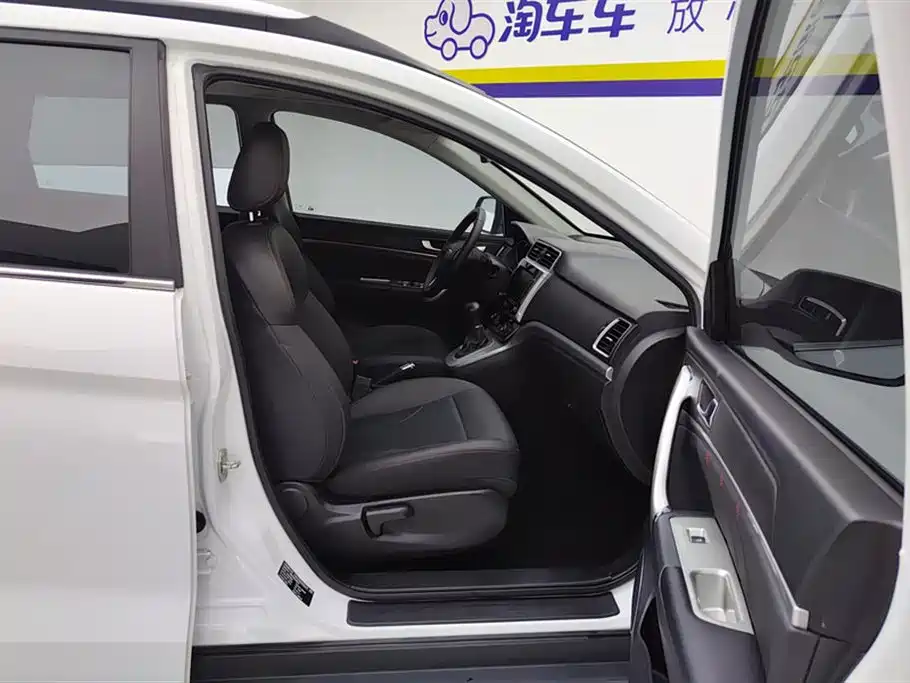Haval M6 2019 1.5T DCT 2WD Elite Type China VI фото 8