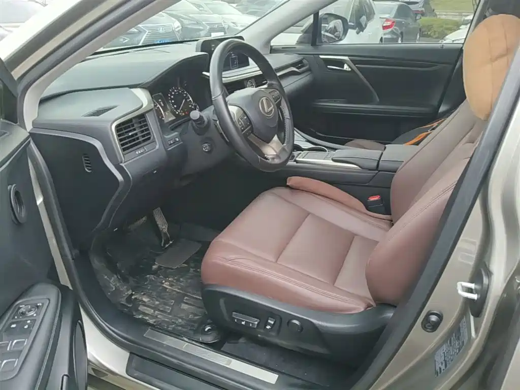 LEXUS RX