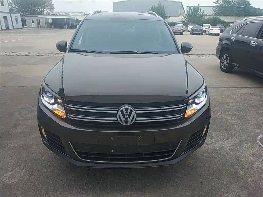 Volkswagen Tiguan 2013 1.8TSI Automatic 2WD Luxury Model фото 3