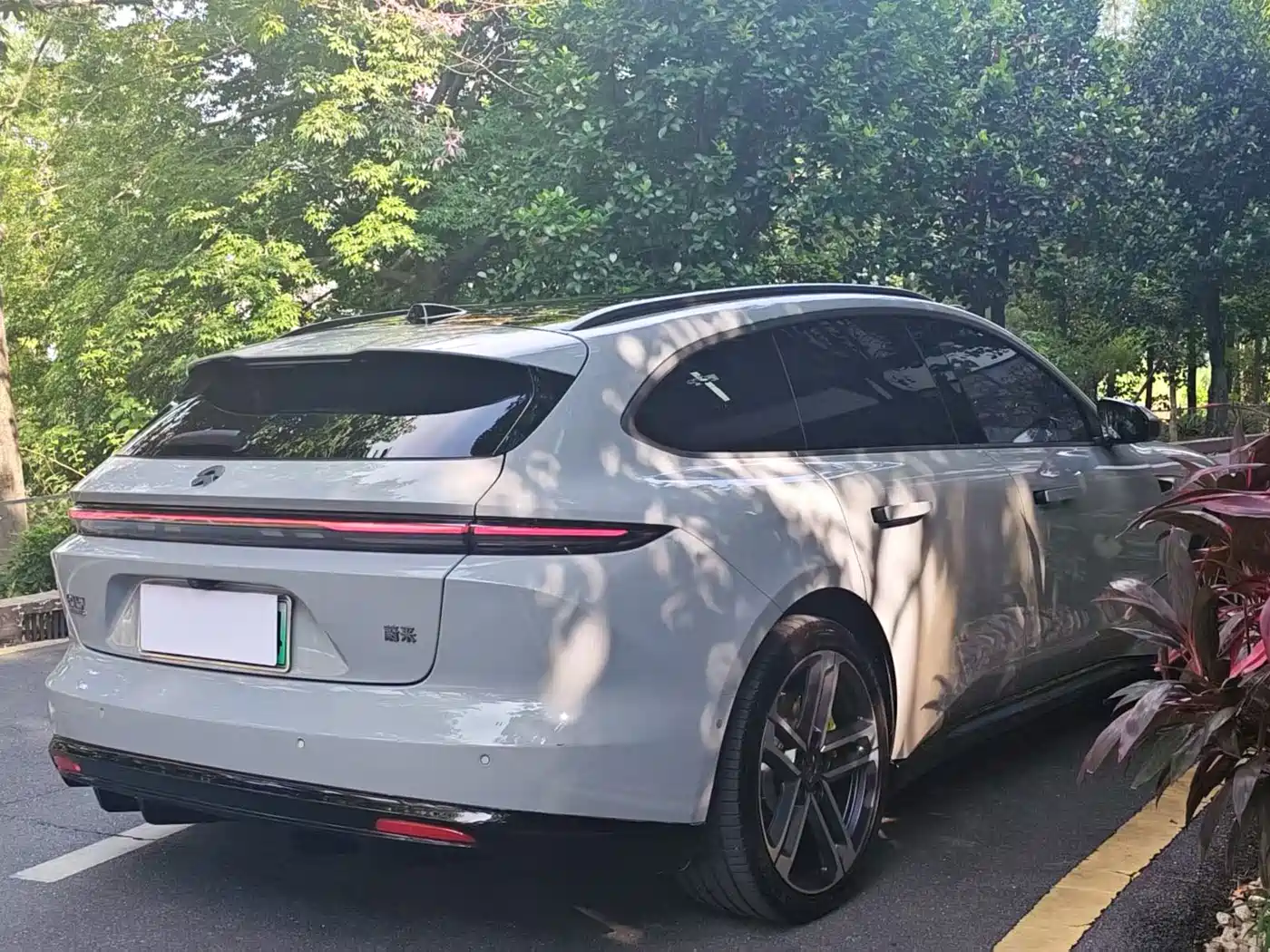 NIO ET5T 2026 2025 Model Champion Commemorative Edition 75kWh Touring