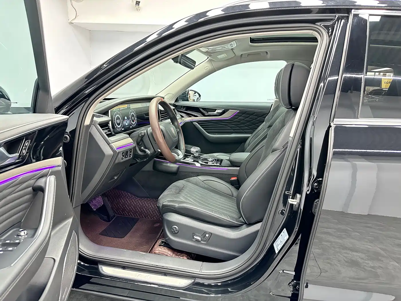 Hongqi HS5 2022 2.0T Smart Connect Premium Edition фото 15