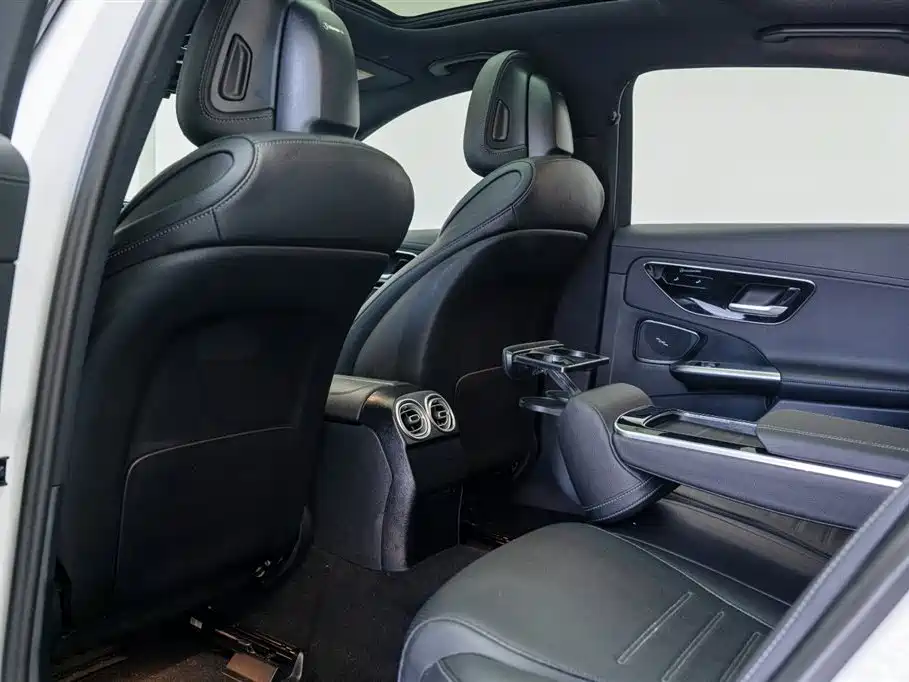 Mercedes-Benz C-Class 2023 C 260 L Sport фото 7