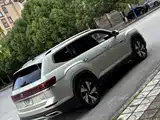 Photo 13 - Volkswagen Teramont