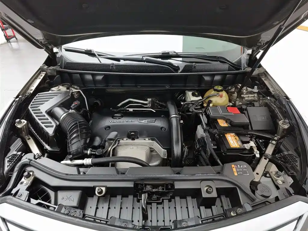 Cadillac XT5 2016 28T AWD Premium Model фото 6