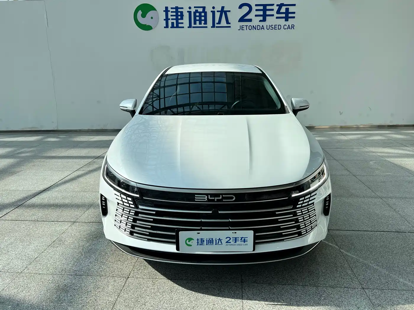 BYD Destroyer 05 2024 DM-i 55KM Pilot Glory Edition фото 3