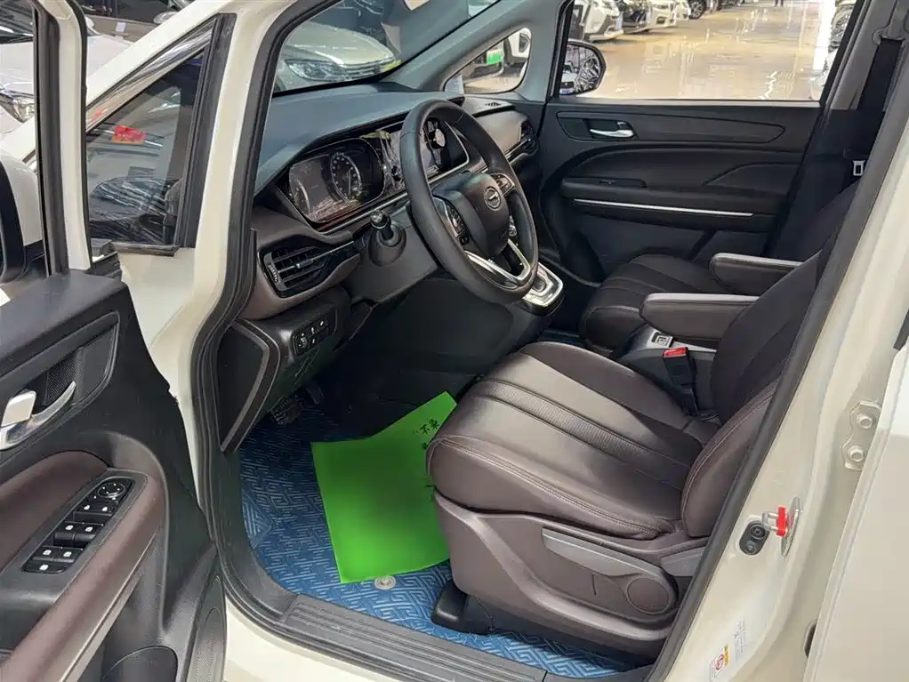 GAC Trumpchi Trumpchi M6 2019 270T DCT Luxury Edition (7-seater) (China VI) фото 14