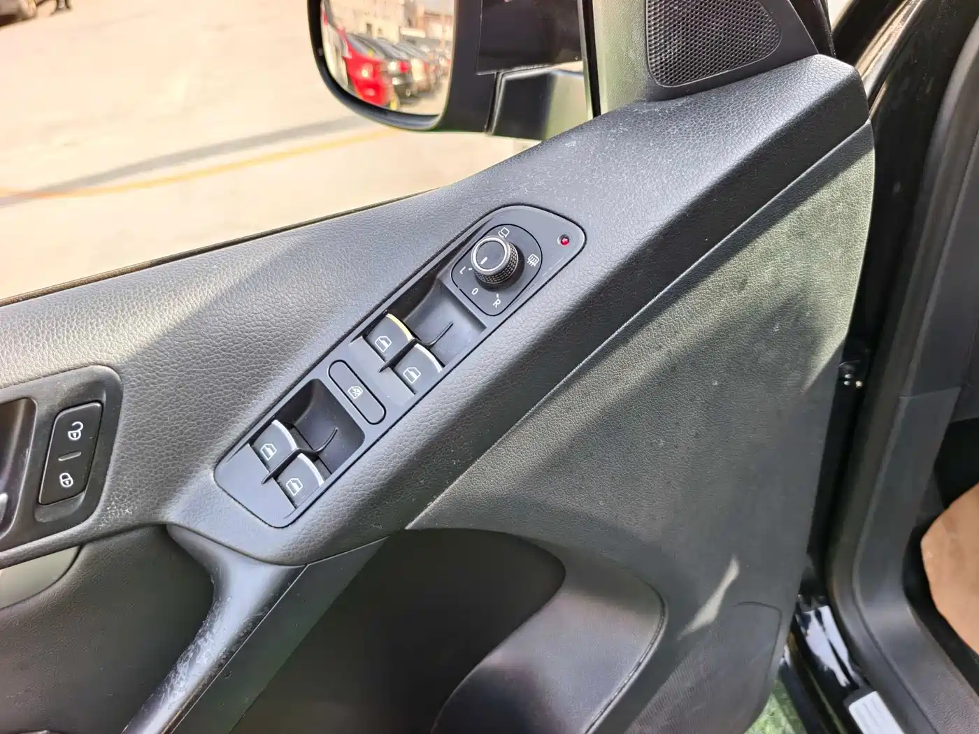 Volkswagen Tiguan 2013 1.8TSI Auto 2WD Comfort Edition фото 7