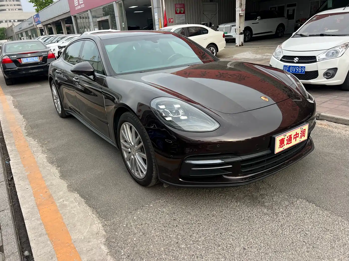 Porsche Panamera 2017 Panamera 4 Executive Long Wheelbase 3.0T фото 3