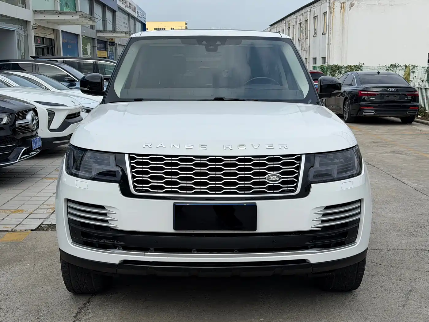 Фото 1 - Land Rover Range Rover