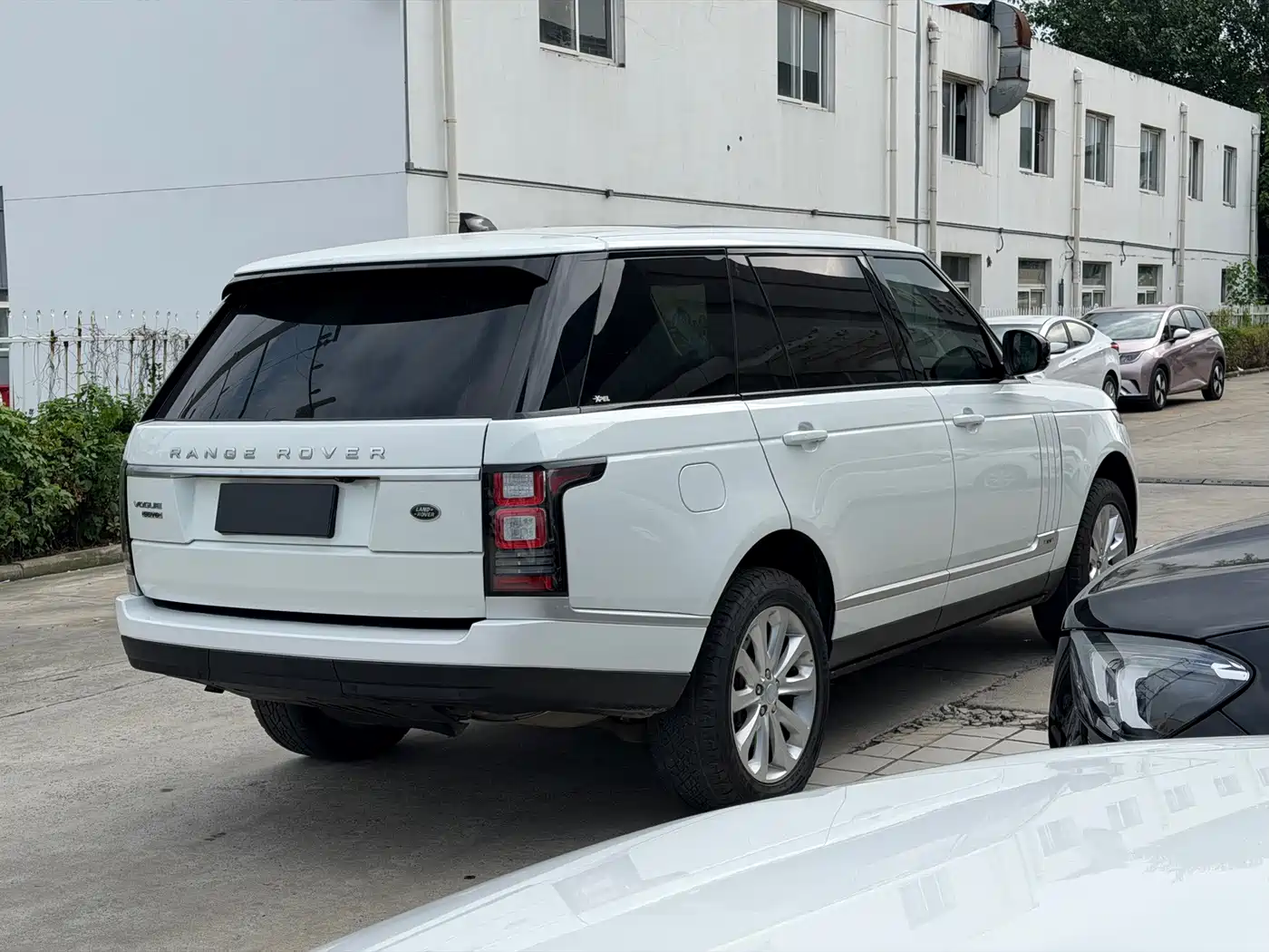 Фото 11 - Land Rover Range Rover