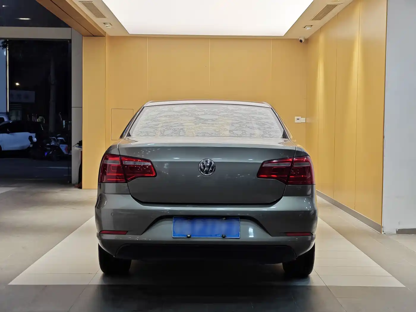 Volkswagen Bora 2014 1.6L Automatic Comfort Edition фото 27