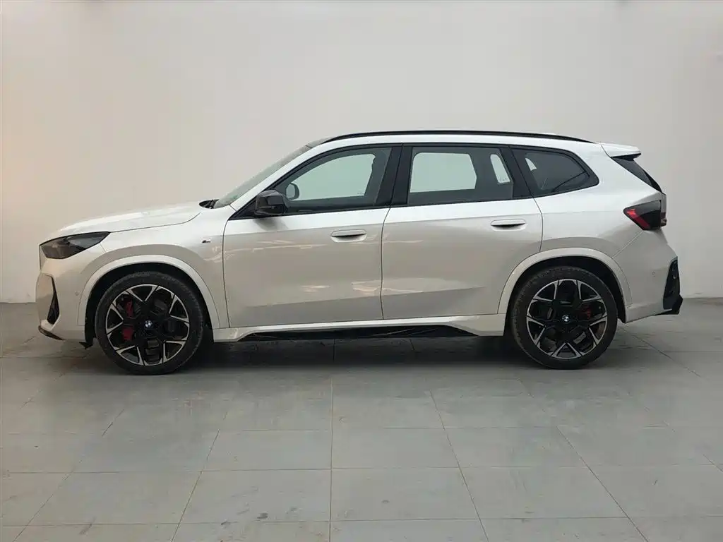 BMW X1 M35Li 2024 M35Li фото 3