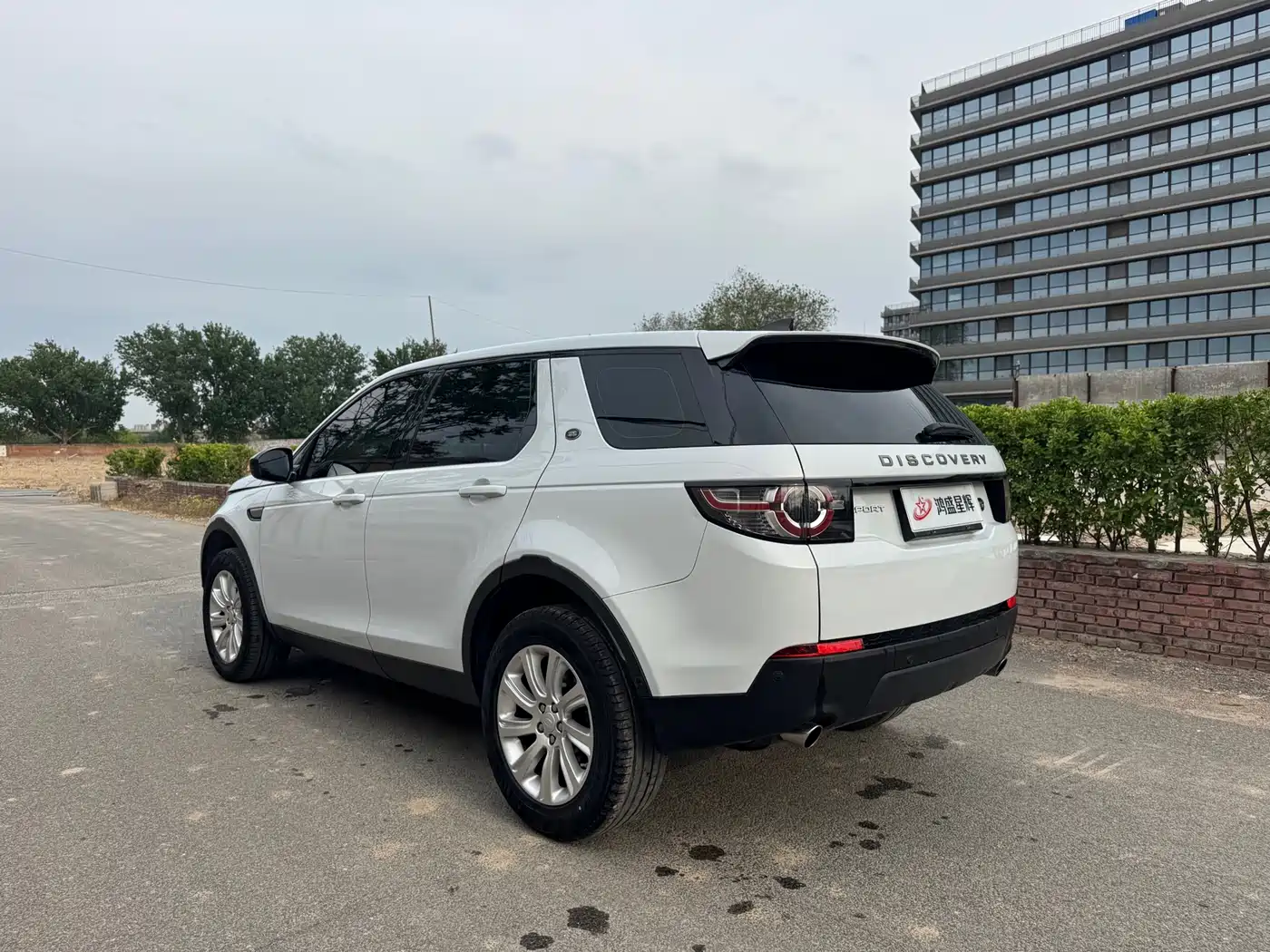 Land Rover Discovery Sport 2018 240PS PURE Edition фото 6