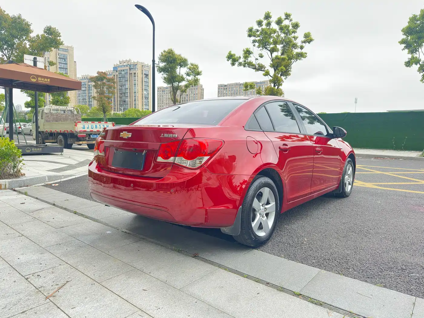 Chevrolet Cruze 2014 1.6L SL Million Commemorative Edition AT фото 5