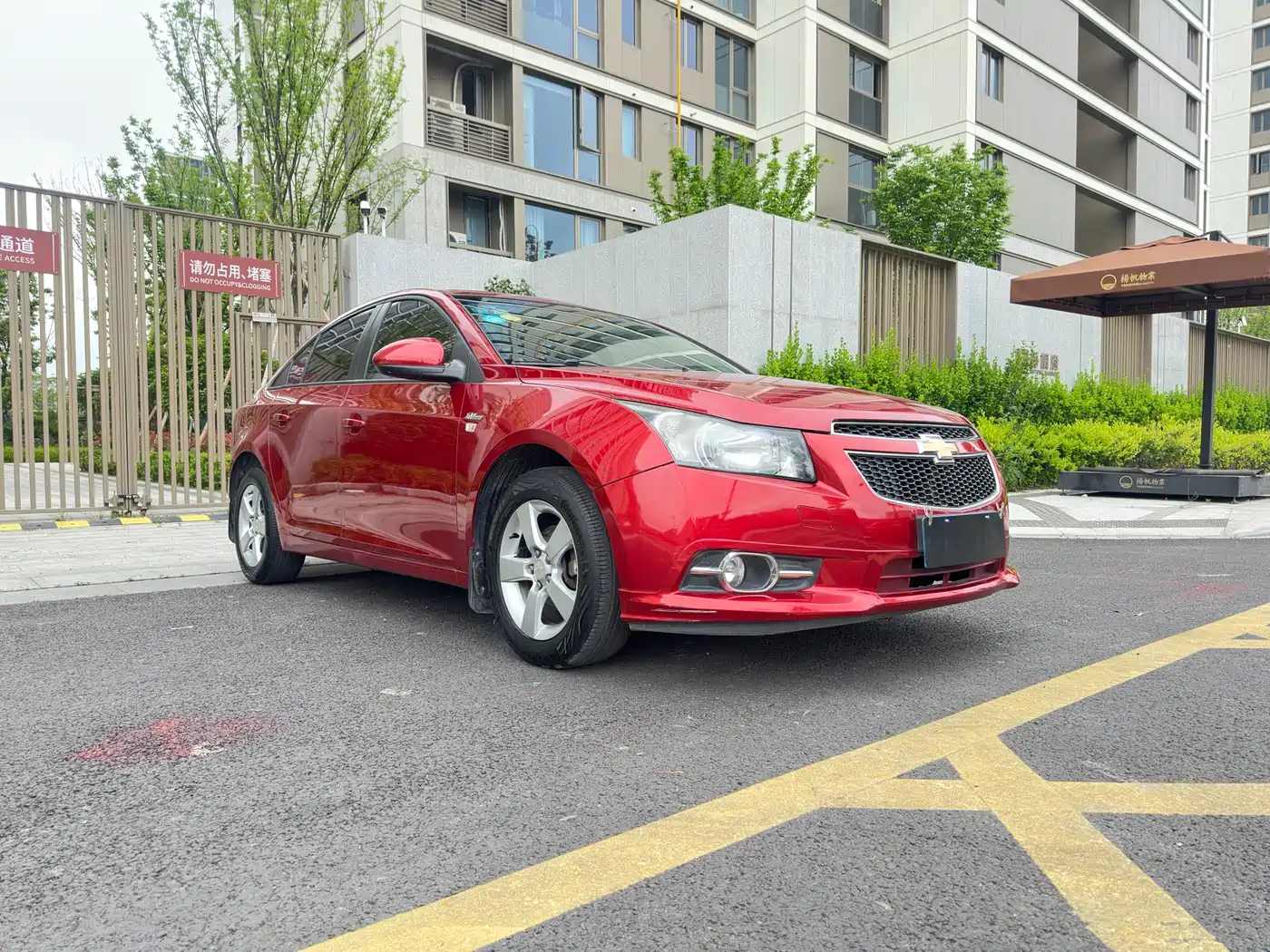 Chevrolet Cruze 2014 1.6L SL Million Commemorative Edition AT фото 3