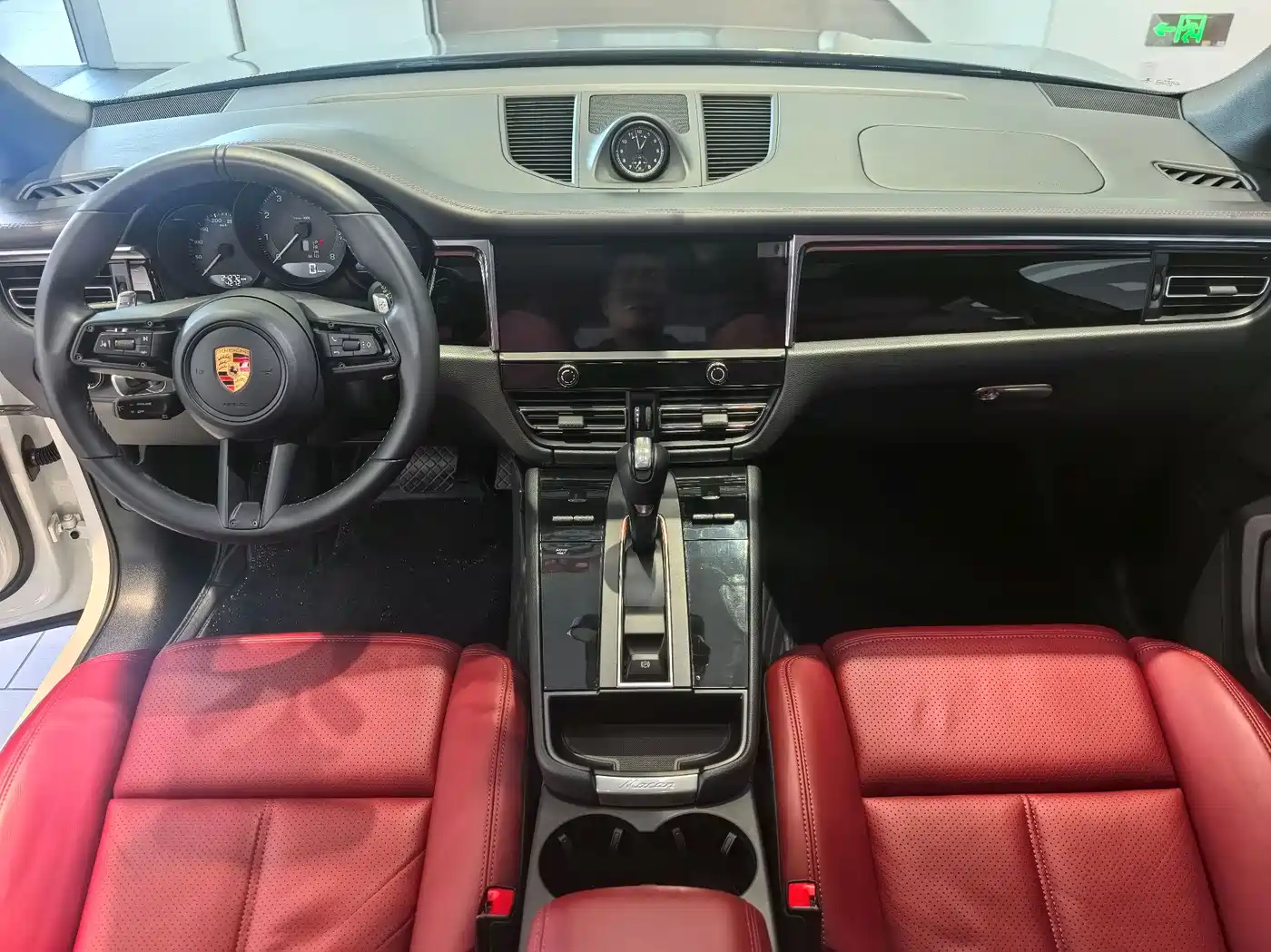 Porsche Macan 2023 Macan 2.0T фото 3