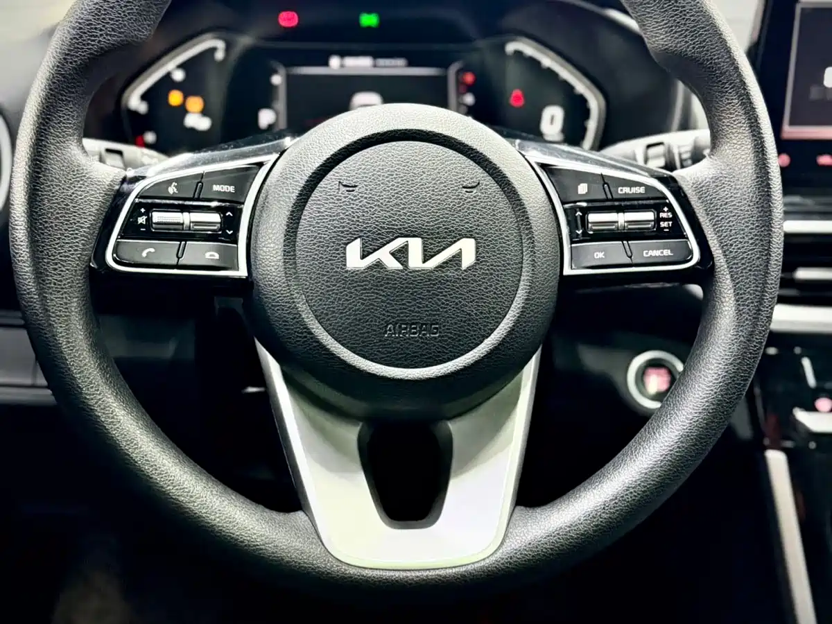 Kia K3 2021 1.5L CVT Fashion Edition фото 18