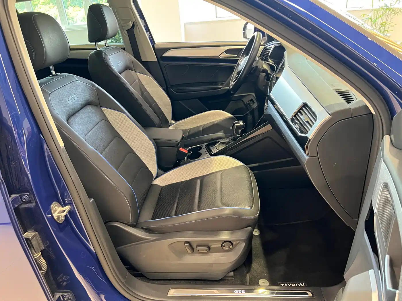 Volkswagen Tayron GTE Plug-in Hybrid 2020 1.4T Premium фото 11