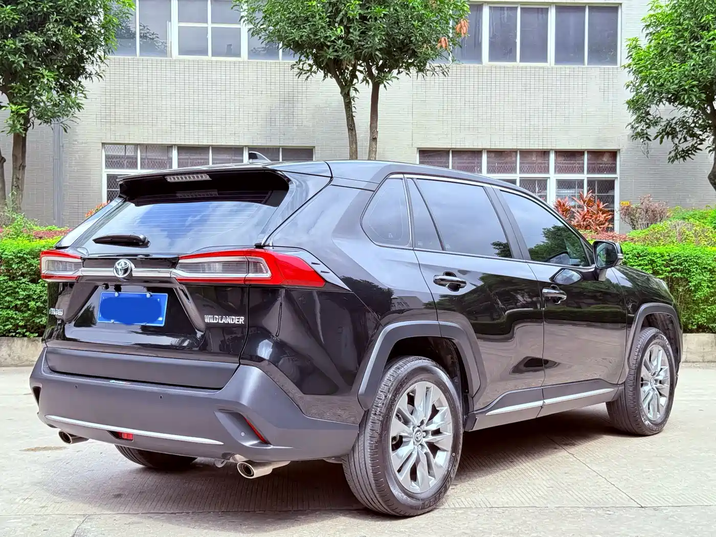 Toyota Wildlander 2023 2.0L CVT FWD Urban фото 5