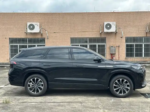 Chery Tiggo 9 2023 2.0T DCT 2WD Leading Edition 5-seater — фото 4