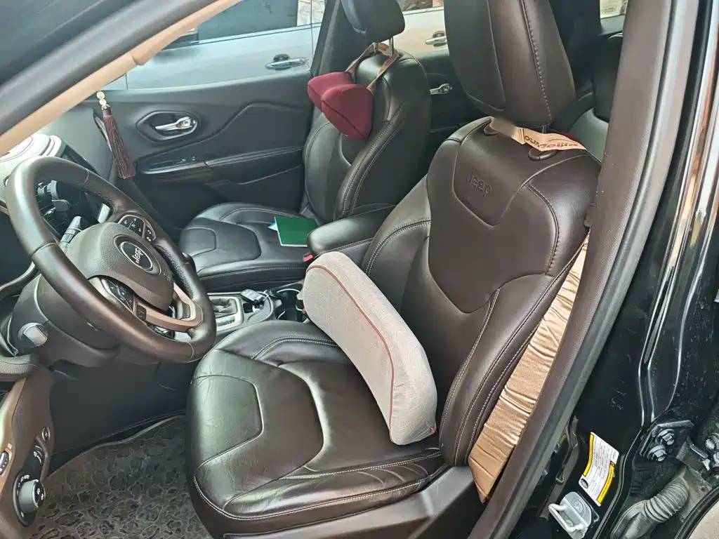 Jeep Cherokee (Import) 2015 2014 2.4L Luxury