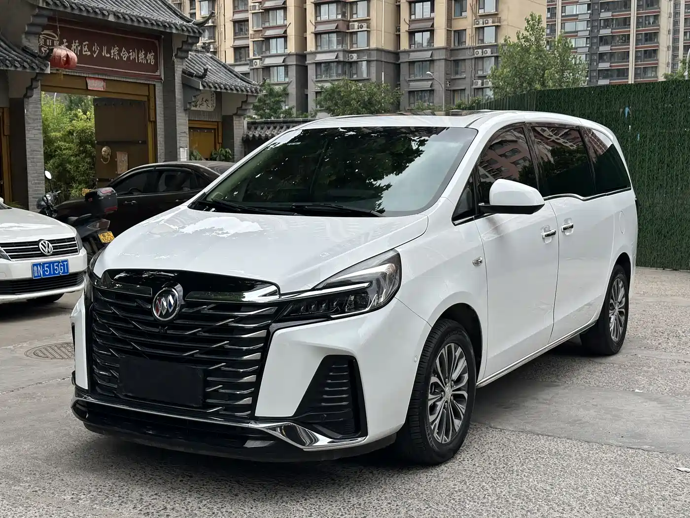 BUICK GL8