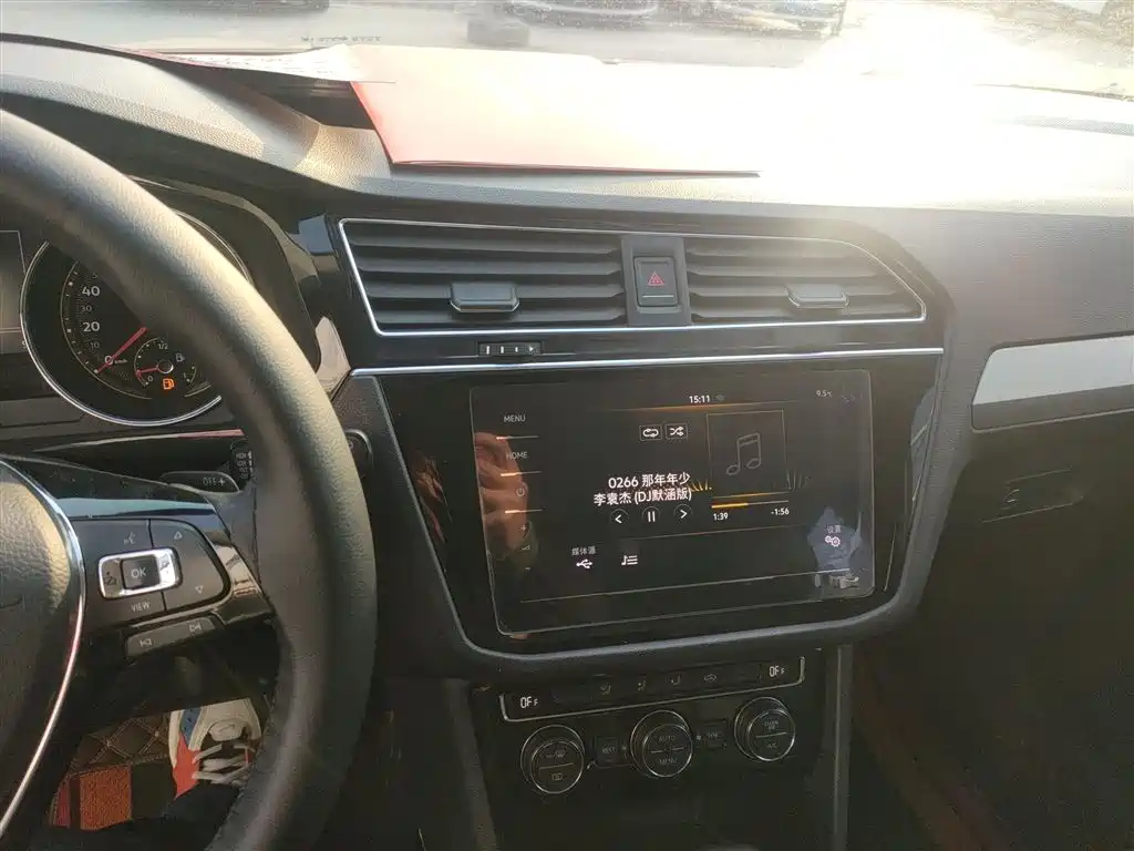 Volkswagen Tiguan L 2019 Facelift 330TSI Auto 2WD Panorama Comfort China VI фото 10