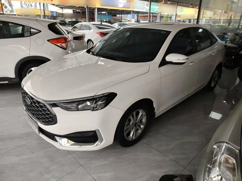 Ford Escort 2021 1.5L Automatic Platinum Edition