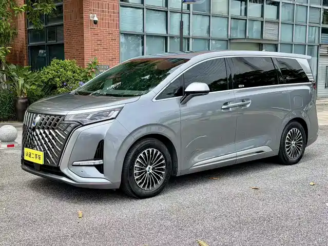 Denza D9 2022 DM-i 970 AWD Flagship