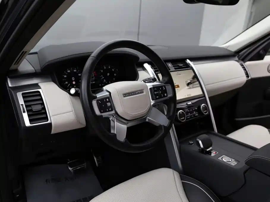 Land Rover Discovery 2024 2024 Model 360PS Dynamic HSE