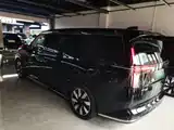 Фото 23 - Volvo EM90