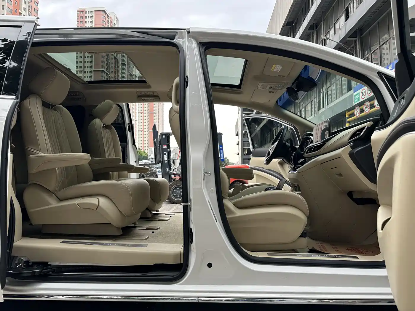 BUICK GL8