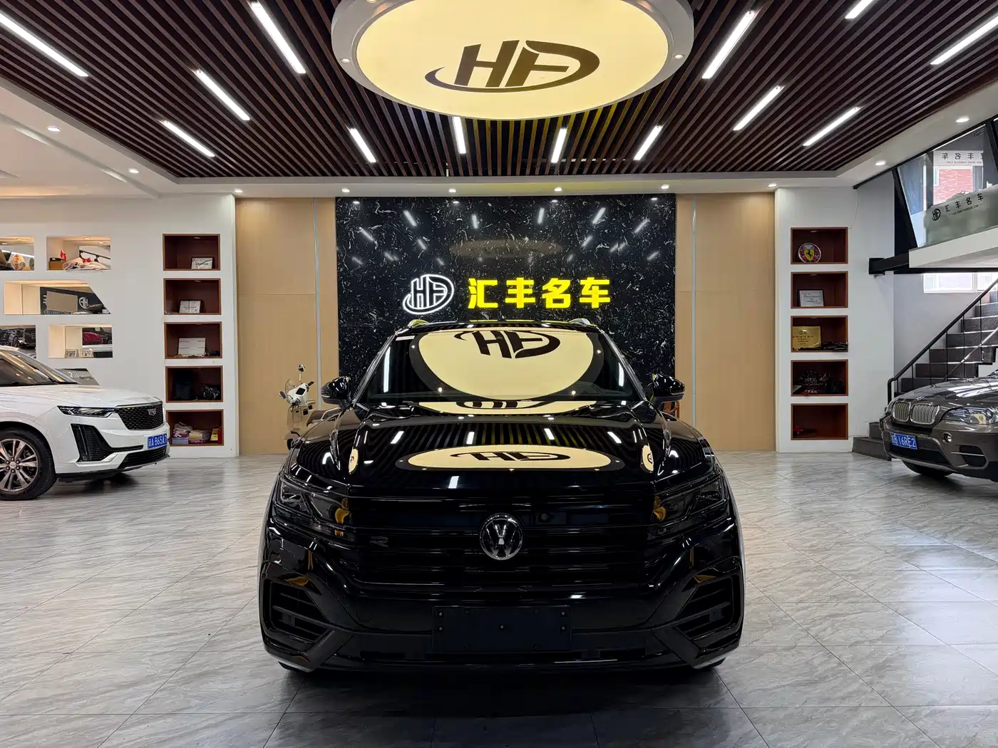 Volkswagen Touareg 2019 3.0TSI Sharp Intelligence Edition China VI фото 2