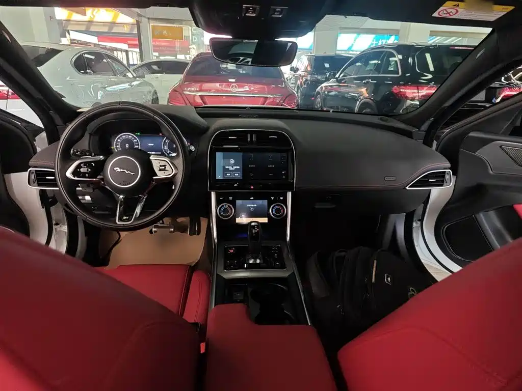 Jaguar XEL 2024 2024 Model 2.0T 250PS R-DYNAMIC S Progressive Sport Edition