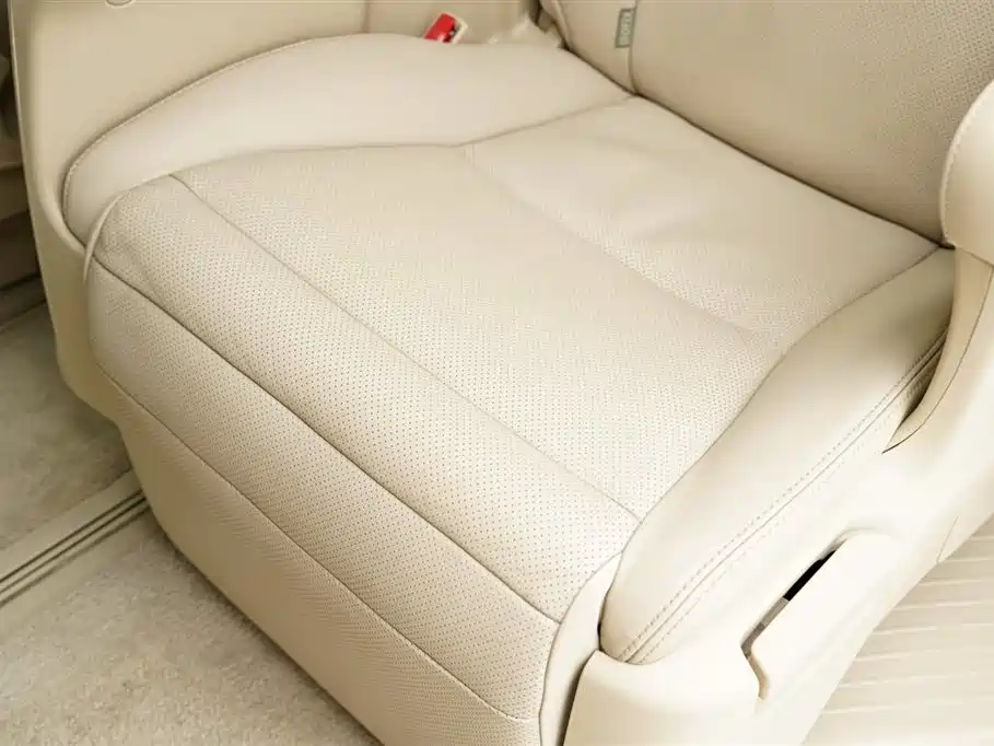 Toyota Alphard 2011 3.5L Luxury Edition фото 13