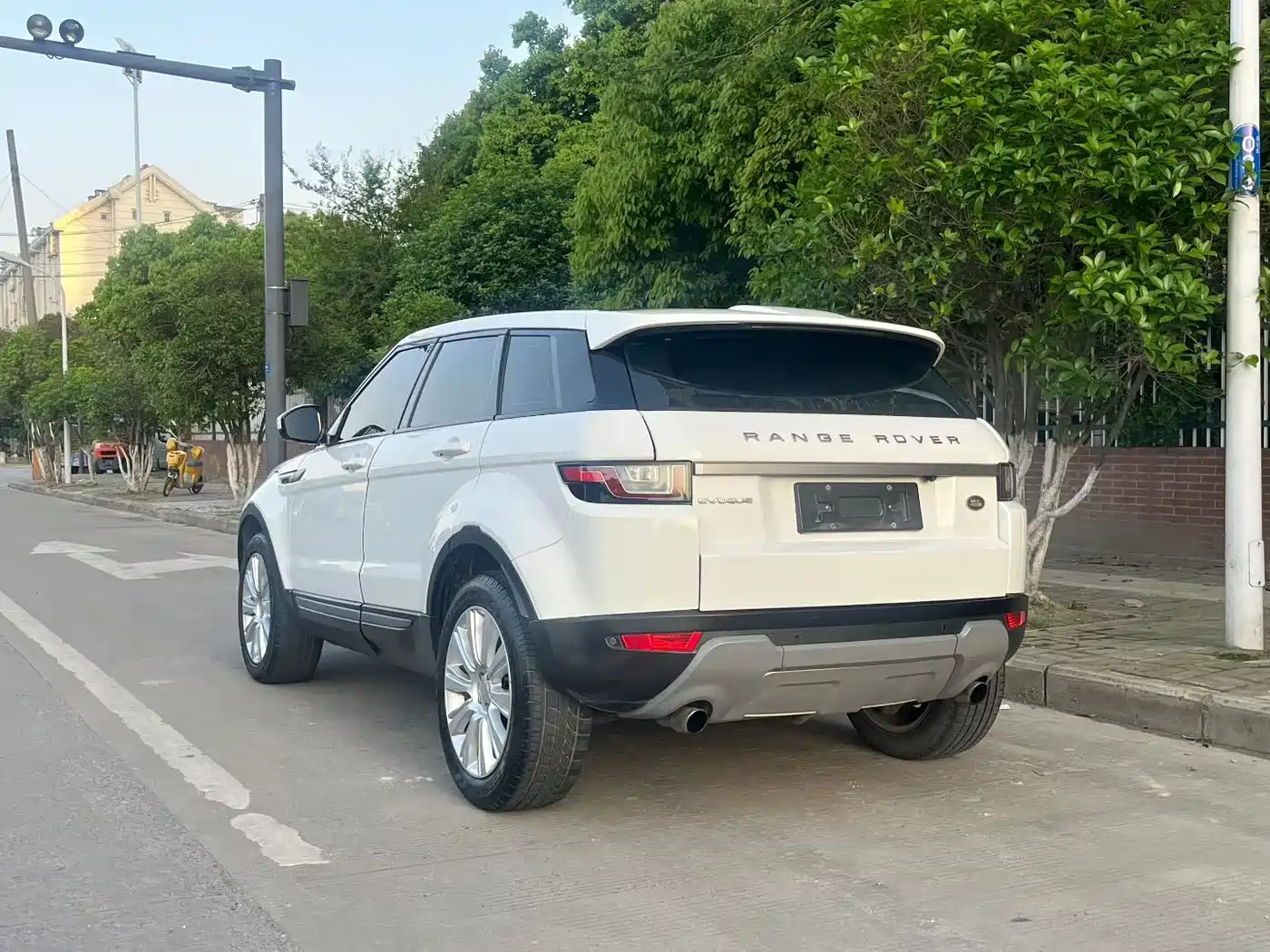 Land Rover Range Rover Evoque 2016 2.0T SE ZhiYao фото 5