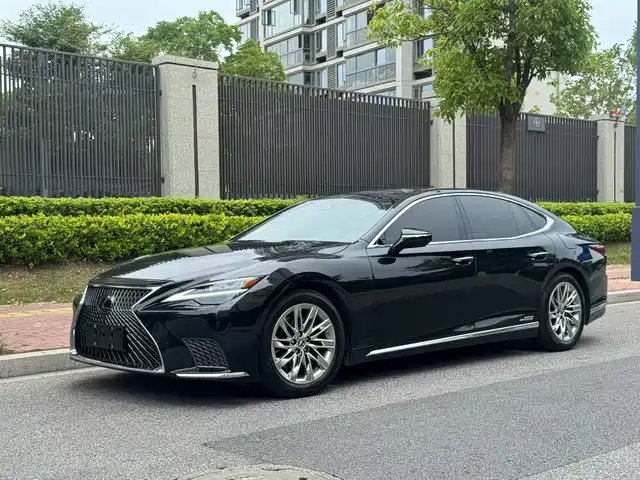 Lexus Lexus LS 2021 500h Luxury Edition