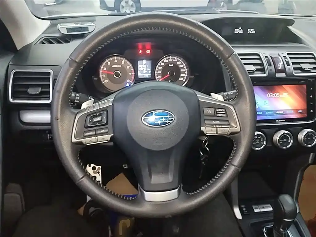 Subaru Forester 2015 2.0i Special Commemorative Edition фото 11
