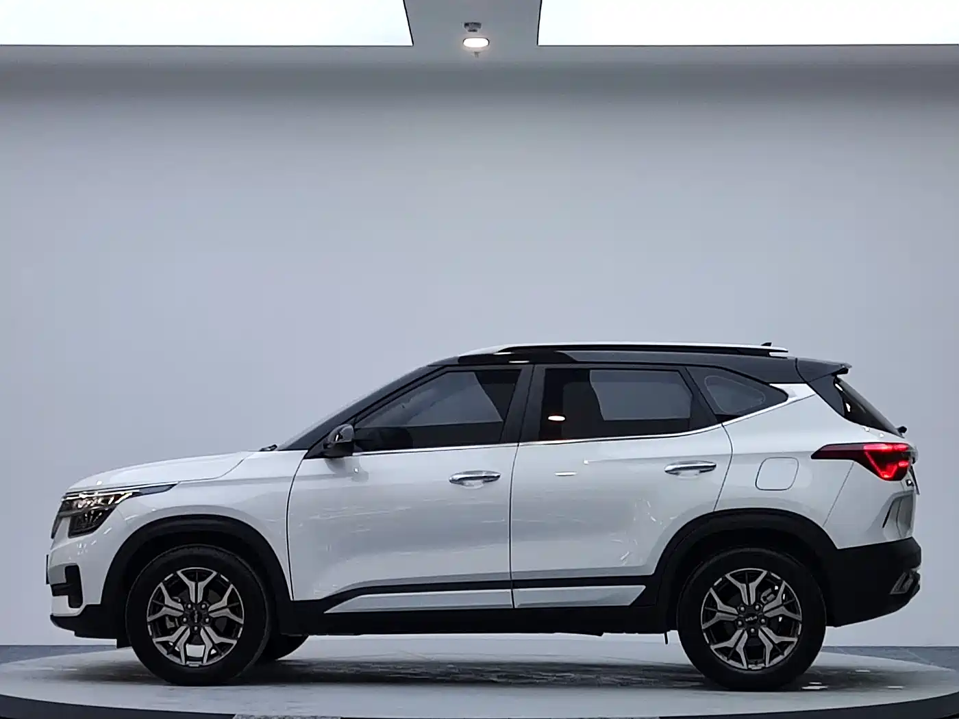 Kia KX3 Smart Run 2021 1.5L CVT Fashion Edition фото 4