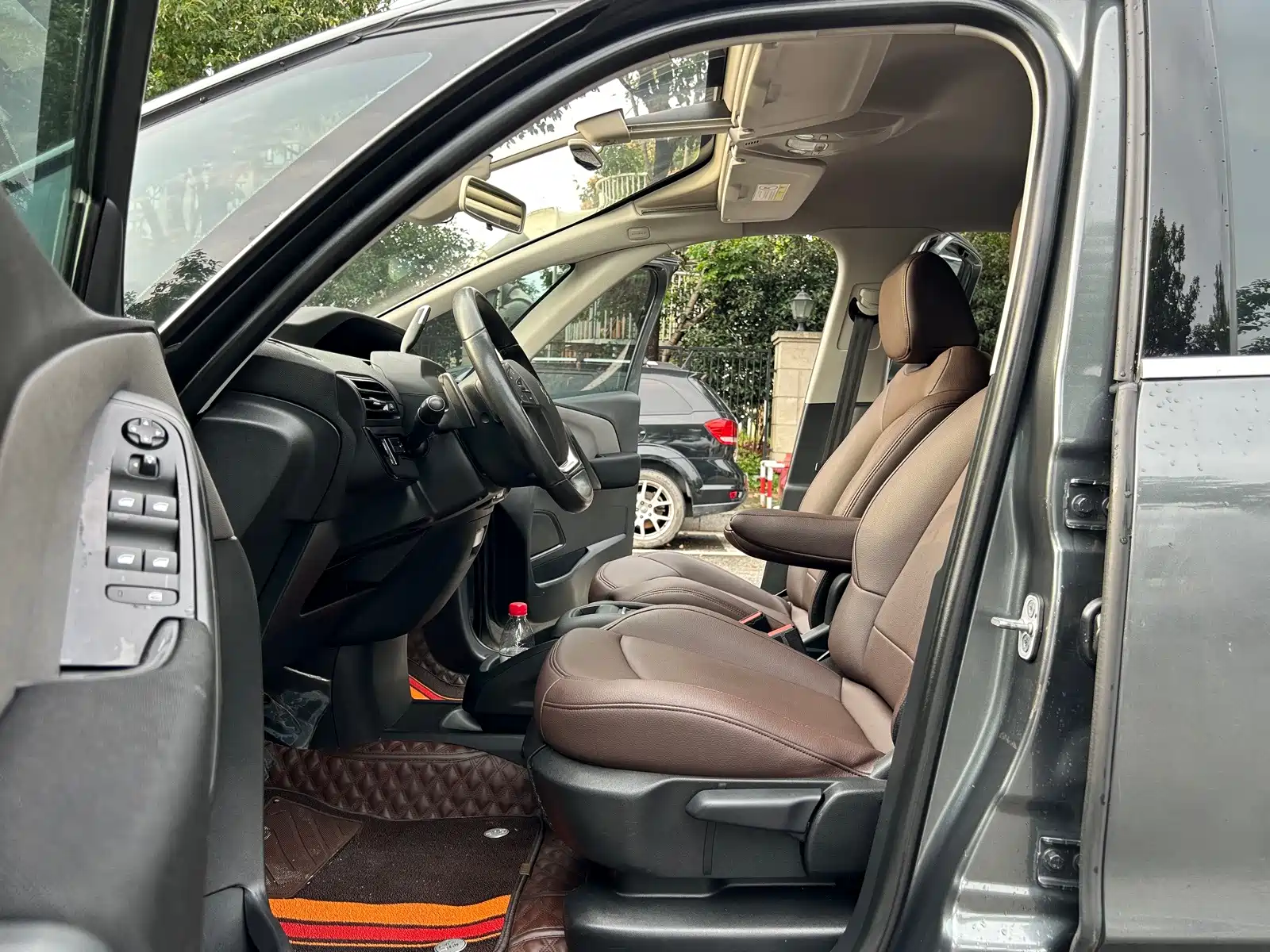 Photo 8 - Citroën C4 Picasso