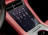 Фото 23 - Porsche Taycan