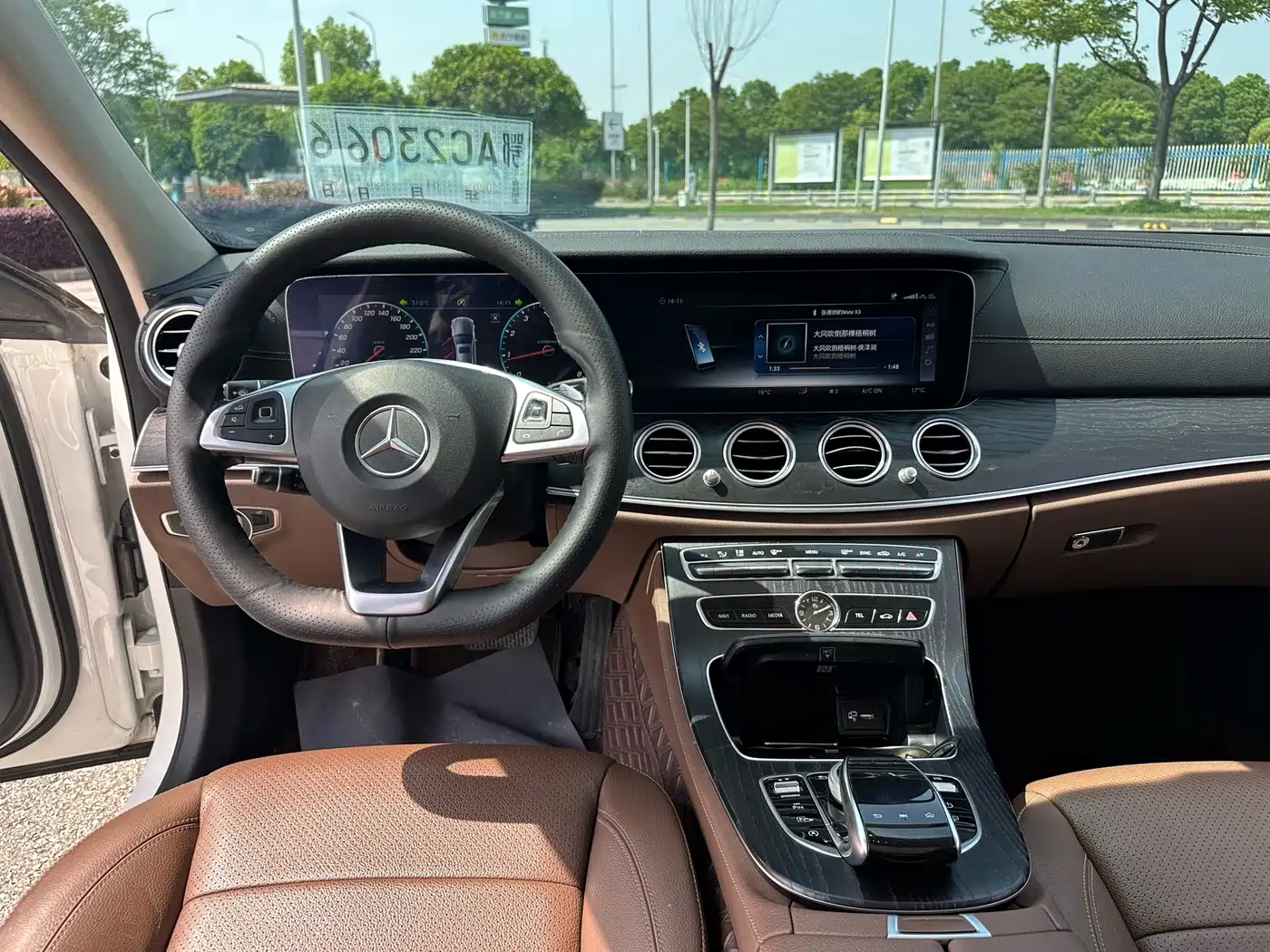 Mercedes-Benz E-Class 2016 E 300 L Sport Fashion Type фото 5