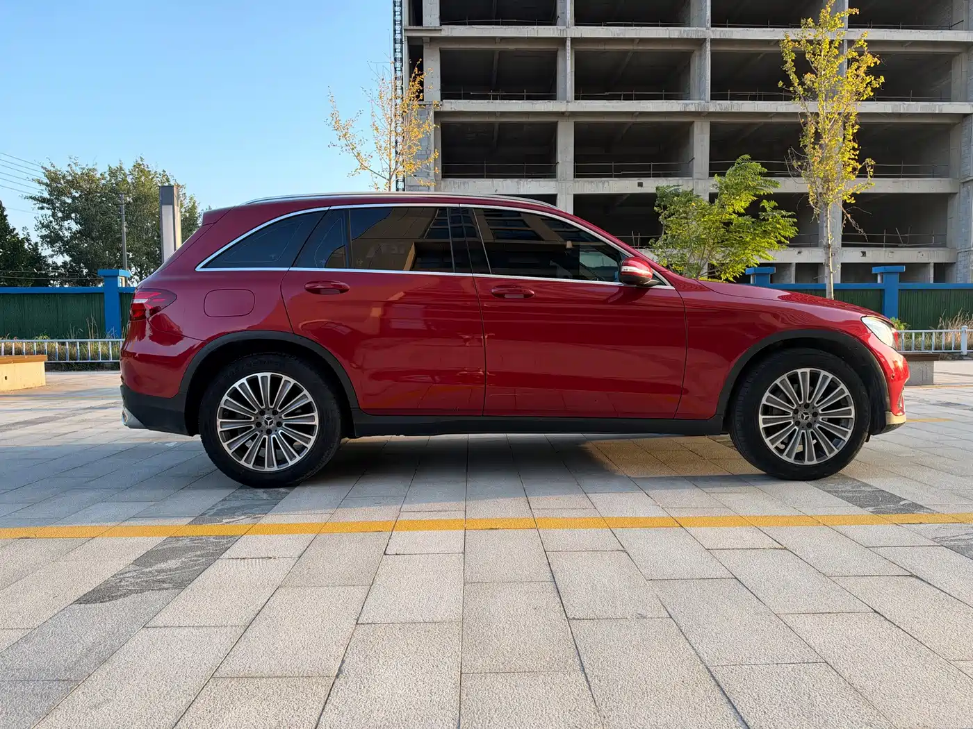 Фото 14 - Mercedes-Benz GLC