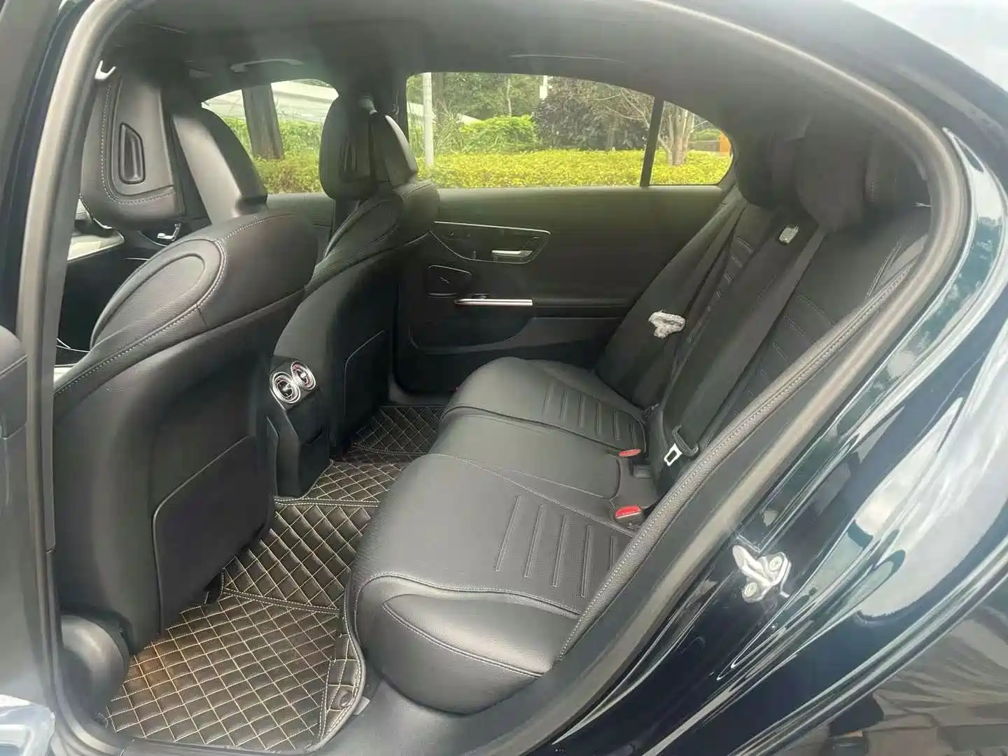 Фото 6 - Mercedes-Benz C-Class