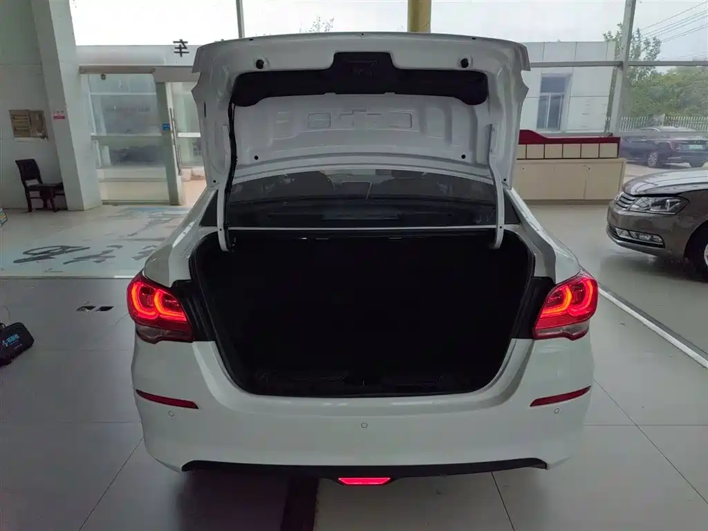 Chevrolet Cavalier 2018 320 Auto Joy Edition фото 15