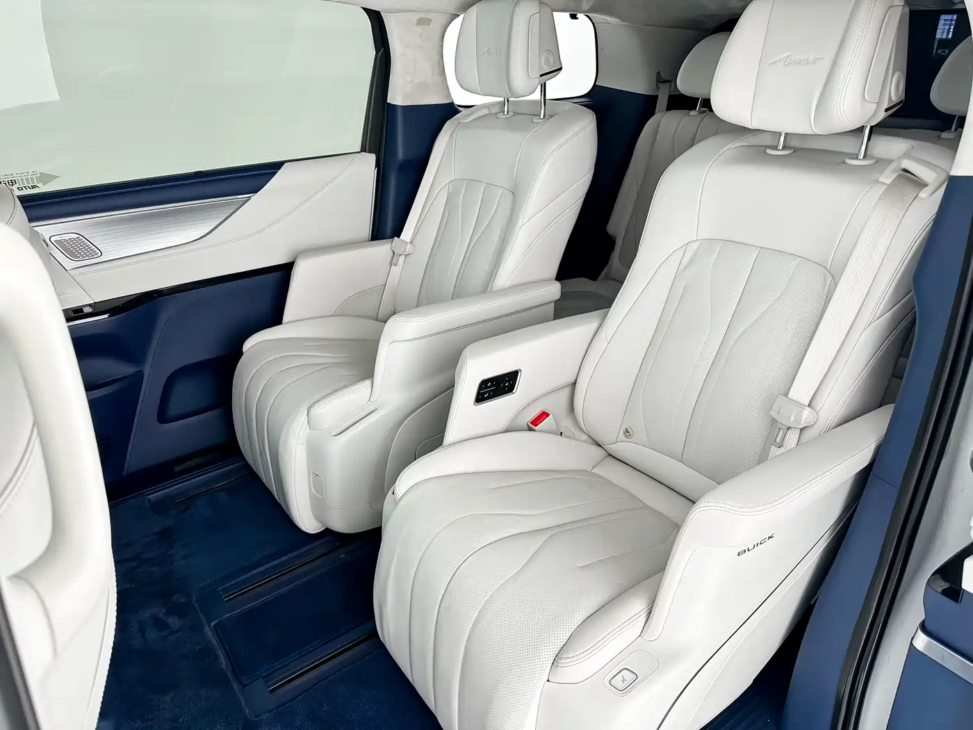 Buick GL8 New Energy 2024 Landglory Luxury Edition 7-Seater фото 6