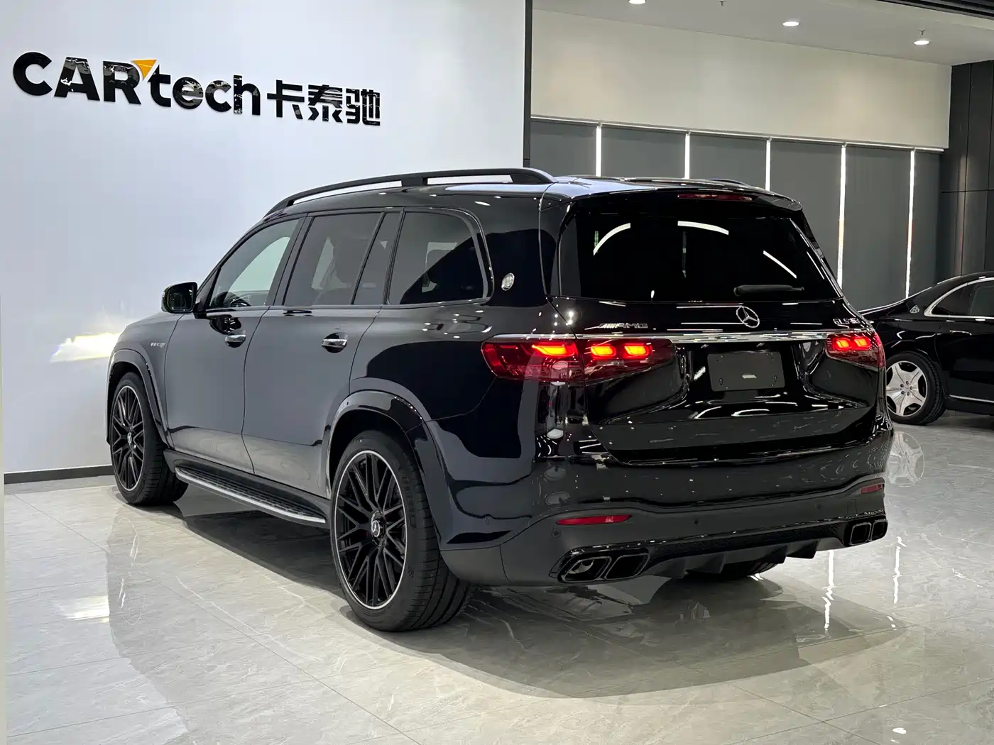 Mercedes-Benz GLS AMG 2024 AMG GLS 63 4MATIC+ фото 6