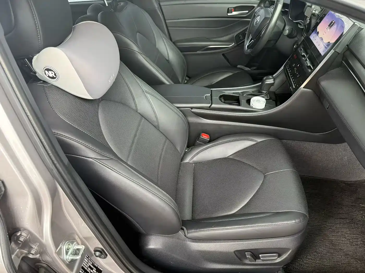 Фото 9 - Toyota Avalon