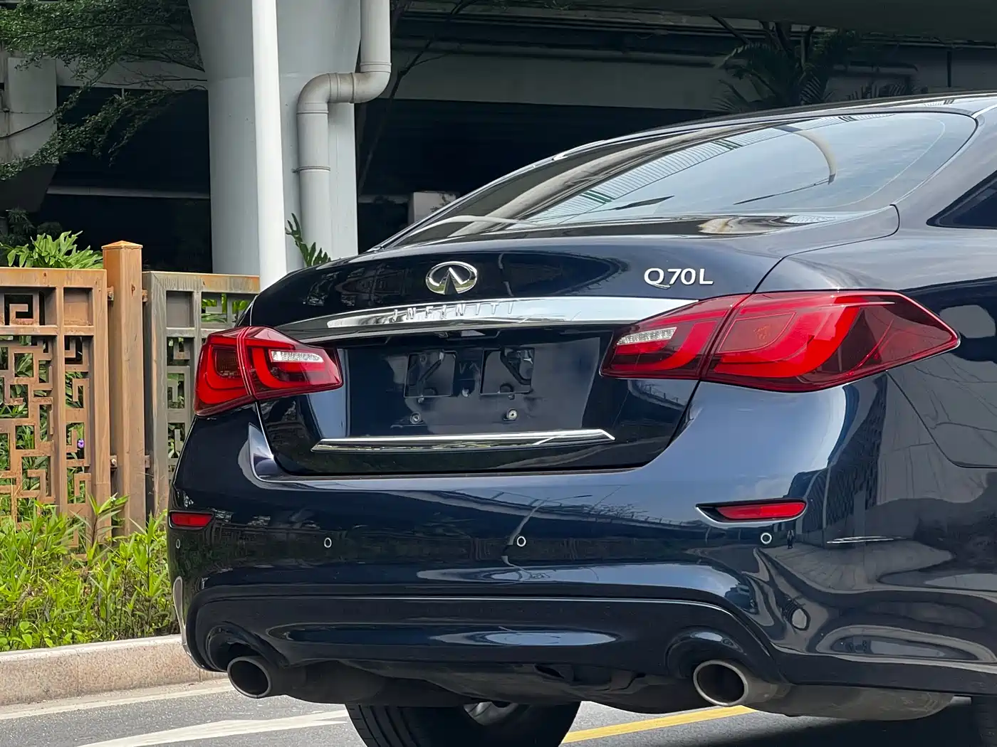 Infiniti Q70 2015 Q70L 2.5L Enjoyment Edition фото 13