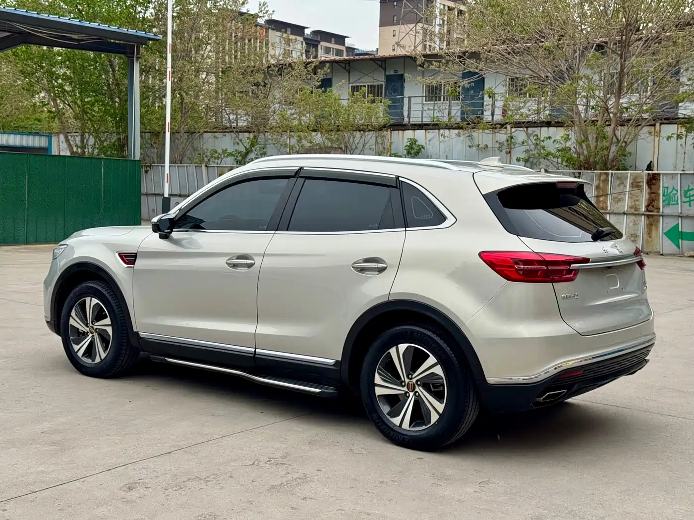 Hongqi HS5 2019 2.0T Smart Connect Enjoy Edition фото 4